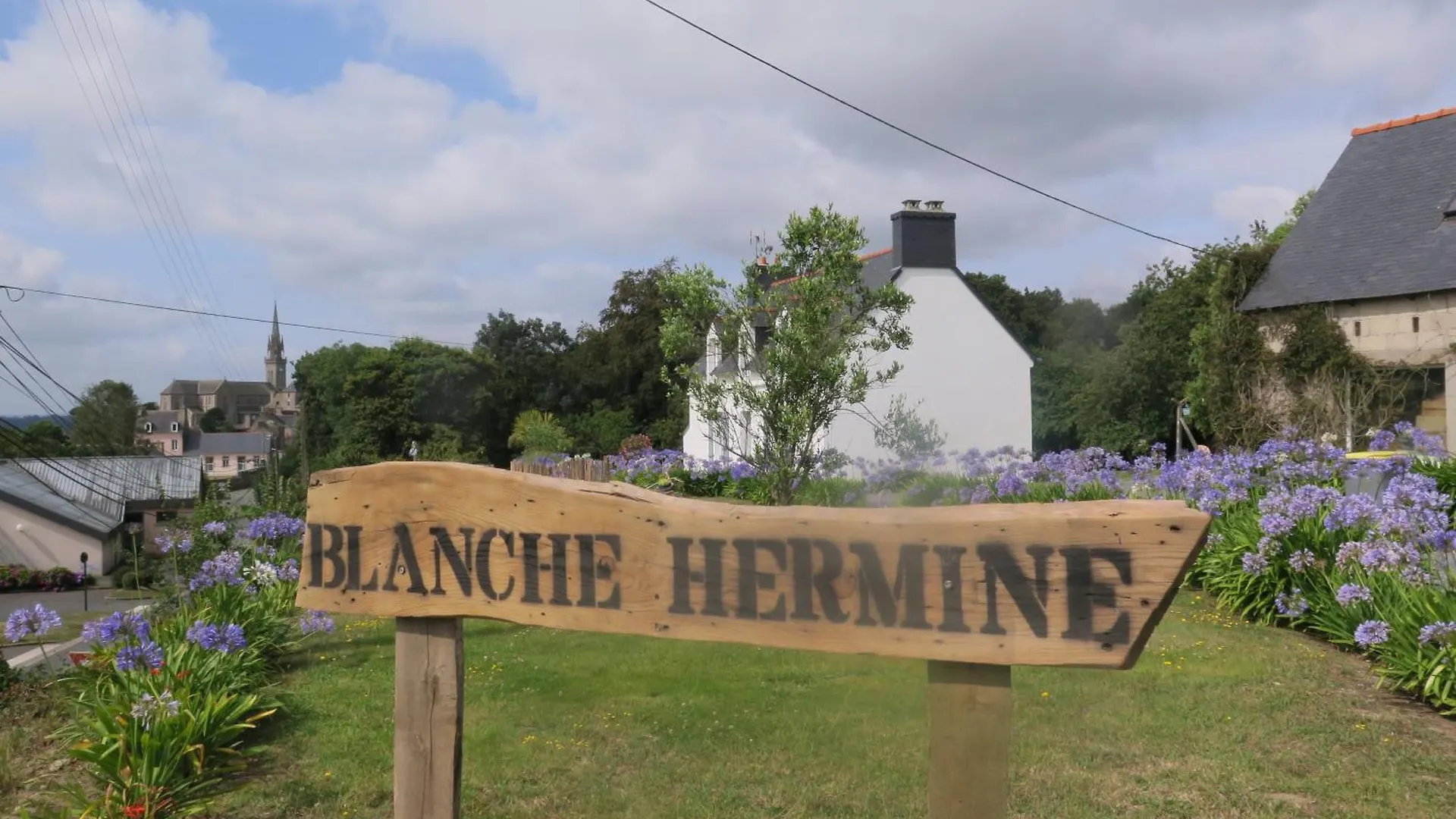 La Blanche Hermine Yvias